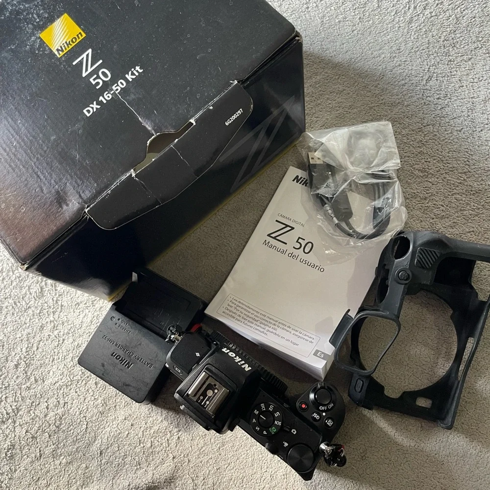 Nikon z50 body used but slightly ! No damage everything work 100%